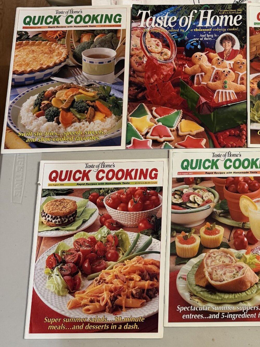 Lot of 7 Vintage 2000-2001 Taste of Home Quick Cooking Magazine Recipe Bundle